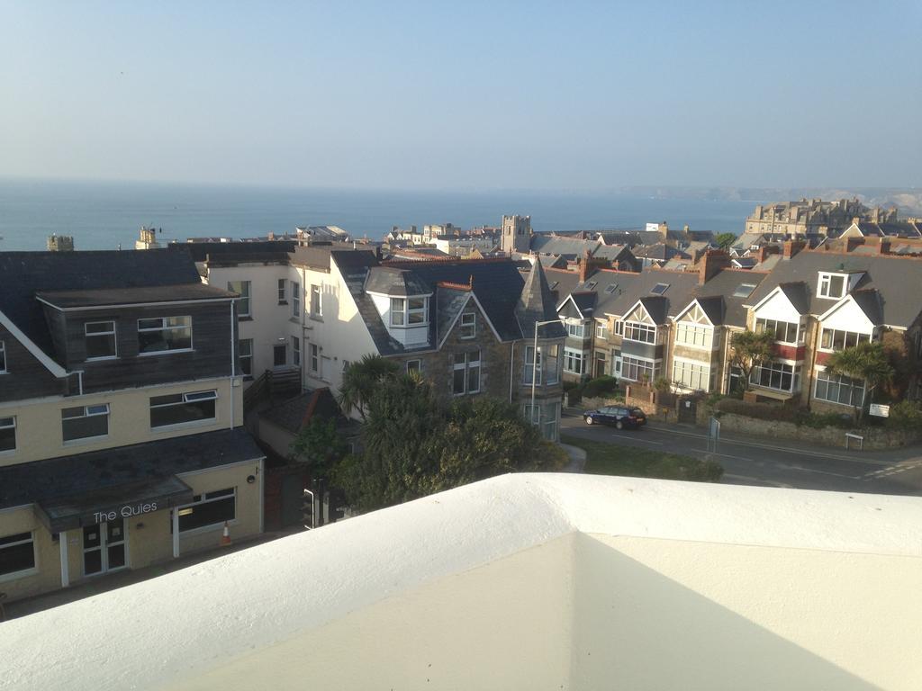 The White House Hotel New Quay Cameră foto